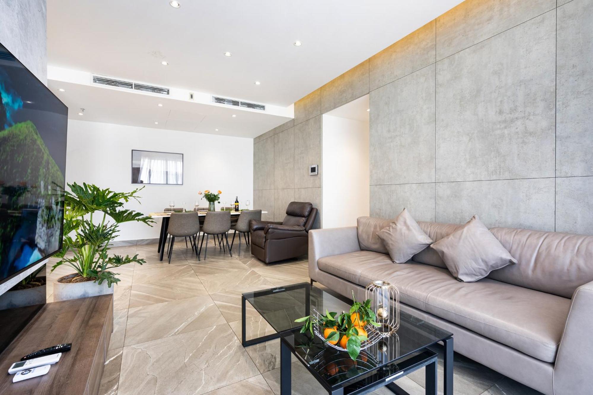 הו צ'י מין סיטי Saigon Apartments - Free City Walk Experience, Amazing Infinity Pool & Free 4G Sim Card For 3 Nights מראה חיצוני תמונה