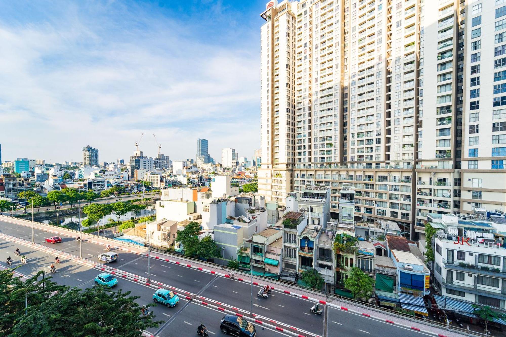 הו צ'י מין סיטי Saigon Apartments - Free City Walk Experience, Amazing Infinity Pool & Free 4G Sim Card For 3 Nights מראה חיצוני תמונה